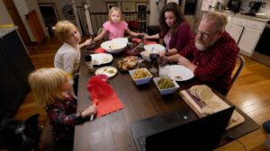 Families Urged to Ignite Civic Curiosity This Thanksgiving 2023