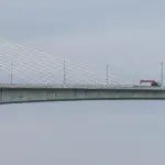 Hongqi Bridge Collapses in Sichuan, No Casualties Reported