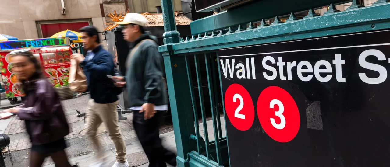 Call to Delist Alibaba Amid Allegations of Military Ties