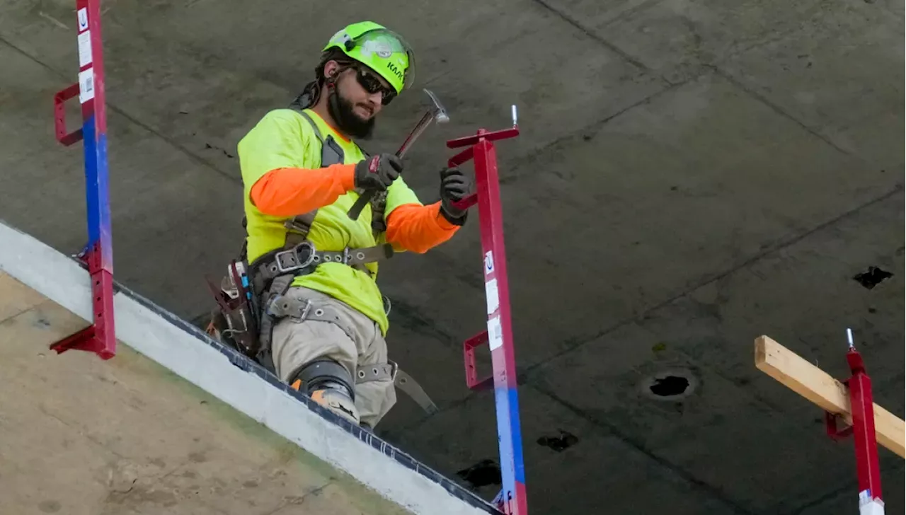 Louisiana Job Market Shows Modest Gains as Unemployment Falls